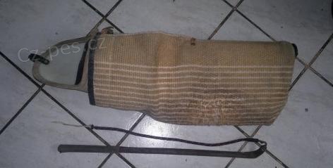 Ruk�v a bi� pro figuranta