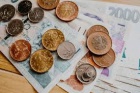 Finann nabdka, kter vm pome.